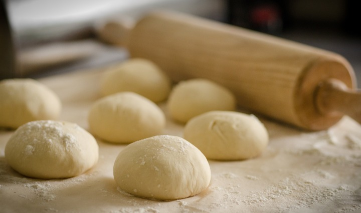 dough,cook,recipe,italian,flour,kitchen,preparation,white,ingredient,bakery,homemade,preparing,cuisine,pastry,bread,baking,pizza,traditional, DONCHARISMA,bread